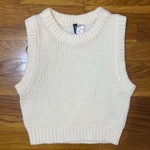 Divided by H and M sweater top